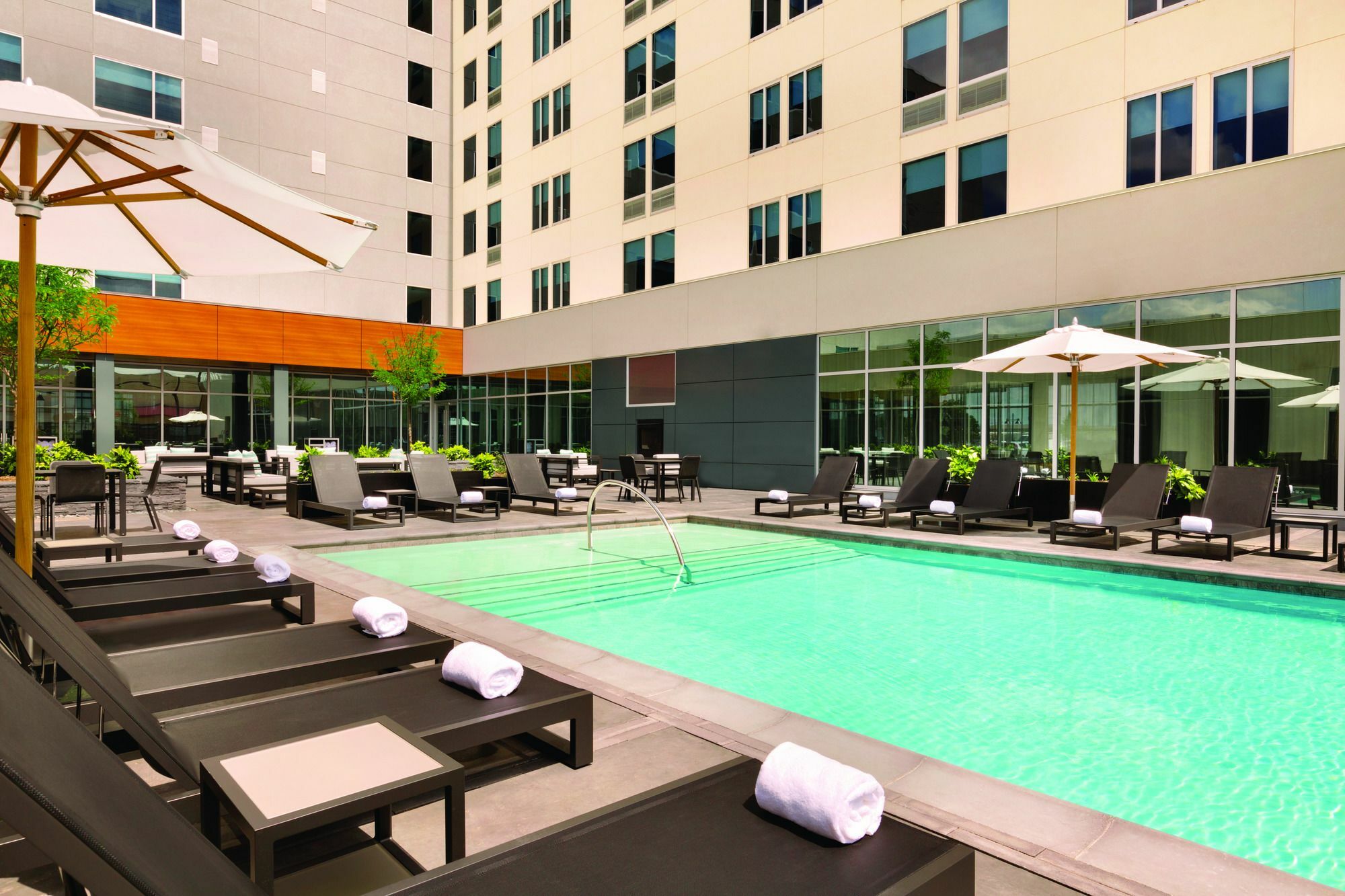 Element Dallas Love Field Exterior photo